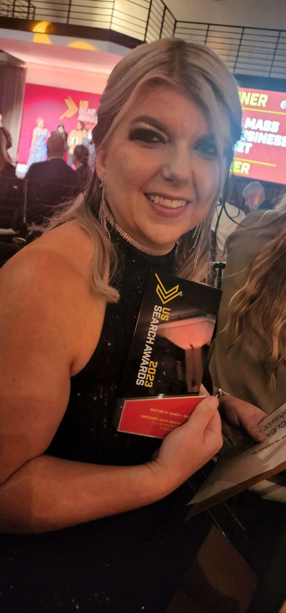 Amanda Friedt at the 2023 US Search Awards with the Aimclear team.